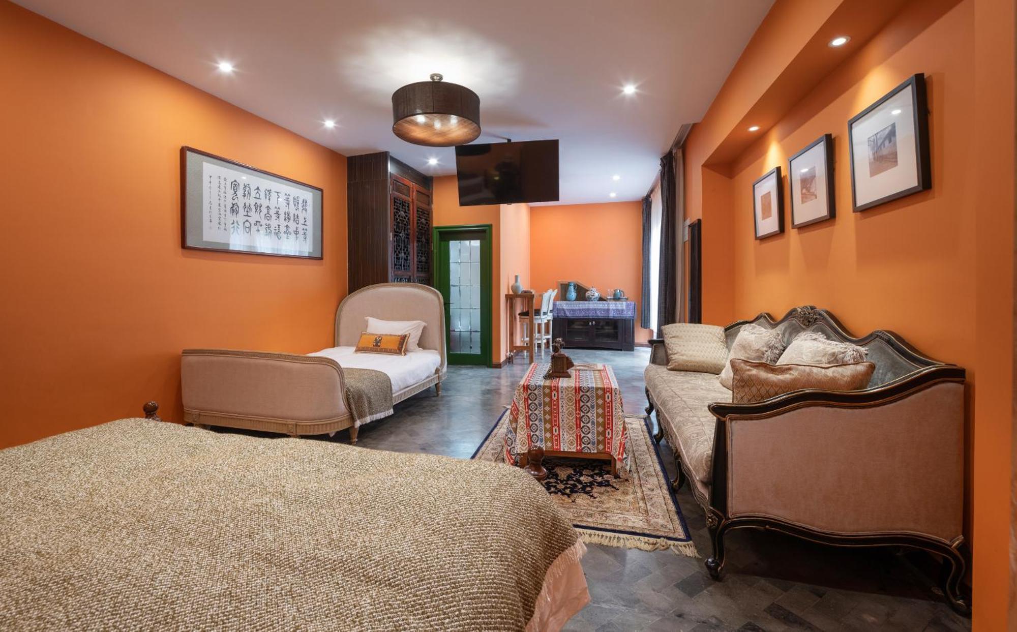 Hotel Cote Cour Deductive Beijing - Quadrangle Close To Tiananmen Square & Forbidden City & Nanluoguxiang, Walk To Wangfujing, English Speaking, Free Wifi, Free Laundry, Free Wonton & Noodles With Tour Ticket Service, Free Selfies With Ancient Costum ภายนอก รูปภาพ