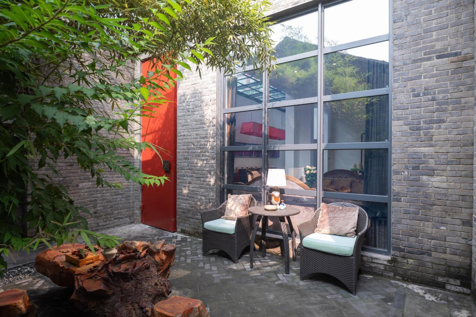 Hotel Cote Cour Deductive Beijing - Quadrangle Close To Tiananmen Square & Forbidden City & Nanluoguxiang, Walk To Wangfujing, English Speaking, Free Wifi, Free Laundry, Free Wonton & Noodles With Tour Ticket Service, Free Selfies With Ancient Costum ภายนอก รูปภาพ
