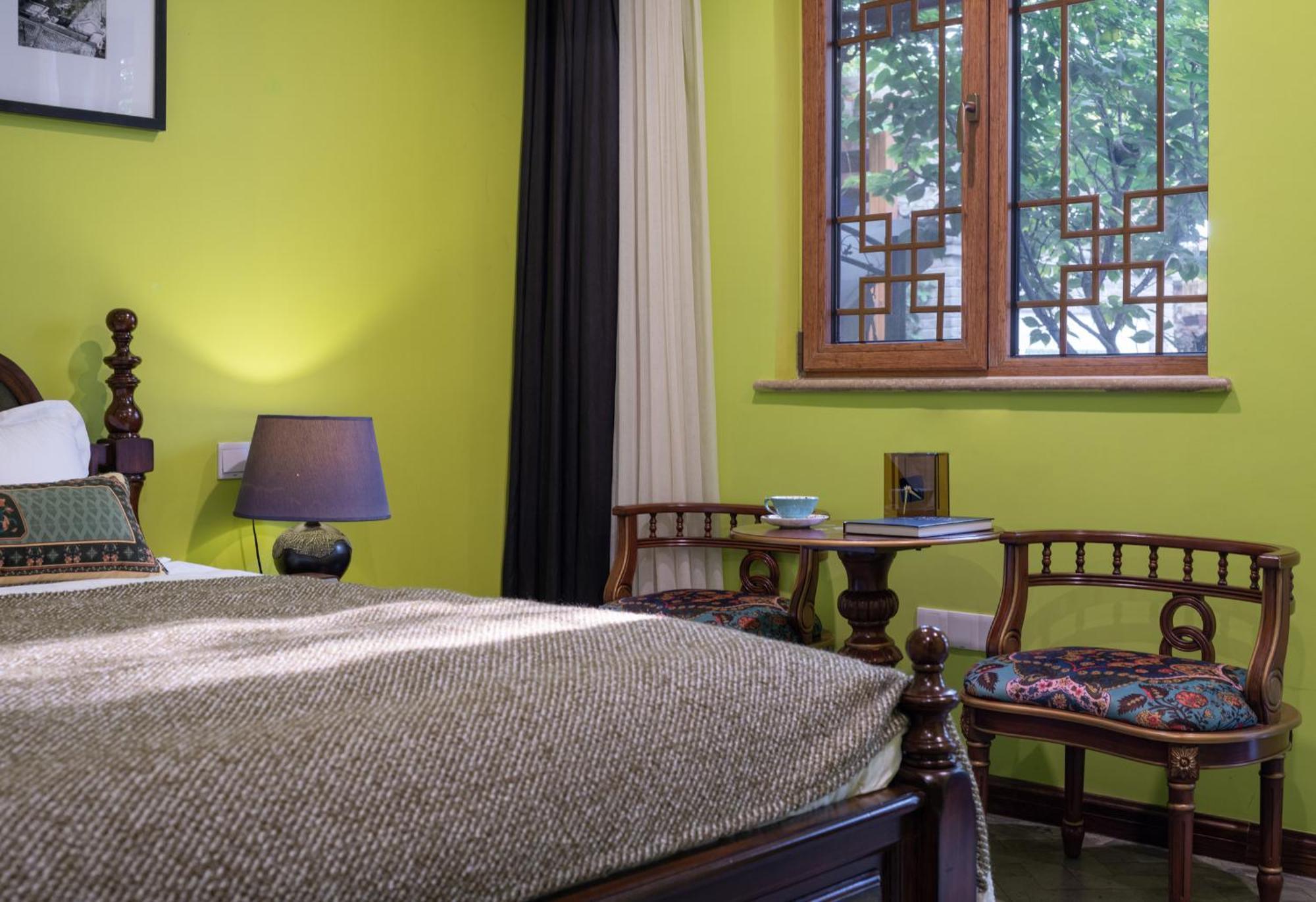 Hotel Cote Cour Deductive Beijing - Quadrangle Close To Tiananmen Square & Forbidden City & Nanluoguxiang, Walk To Wangfujing, English Speaking, Free Wifi, Free Laundry, Free Wonton & Noodles With Tour Ticket Service, Free Selfies With Ancient Costum ภายนอก รูปภาพ